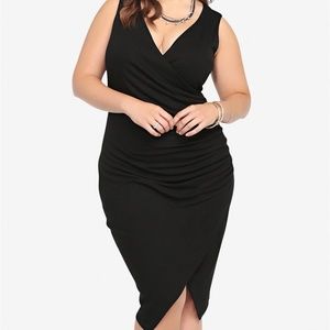 EUC soft knit little black plus size envelope dress